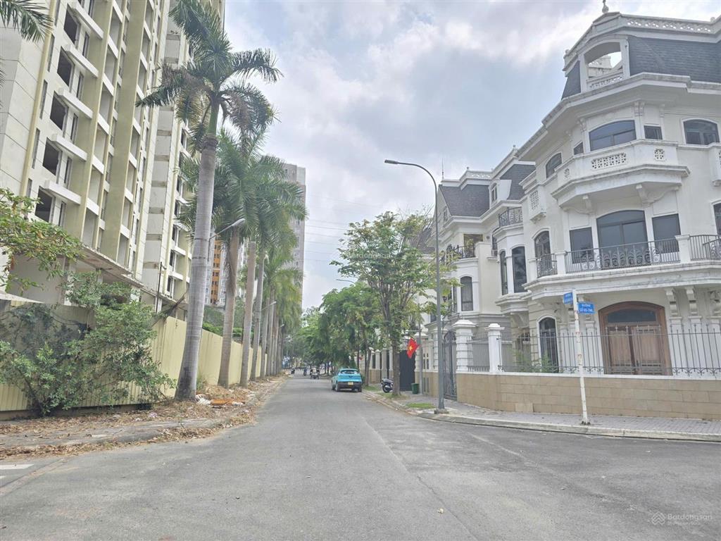 Bán gấp bt tại 10, victoria village, nguyễn mộng tuân, 53 tỷ, 222m2 bao đẹp