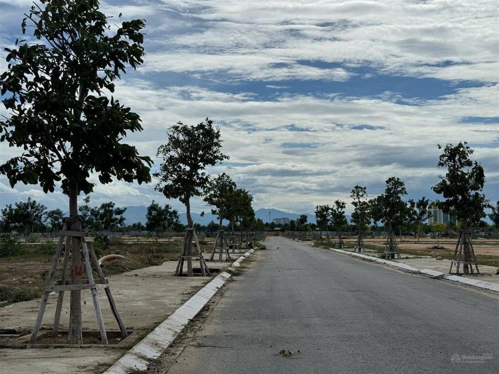 Cần bán lại mảnh đất nền gần biển bình sơn, khu k2, phan rang, ninh thuận  khánh hòa, giá cắt lỗ.