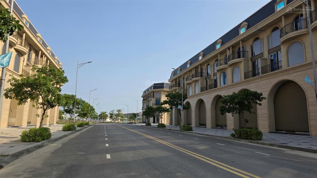 Khan hiếm, gia đình cần bán gấp lô đất 100m2, kđt lumia (dragon city) tp đà nẵng, sổ hồng có sẵn