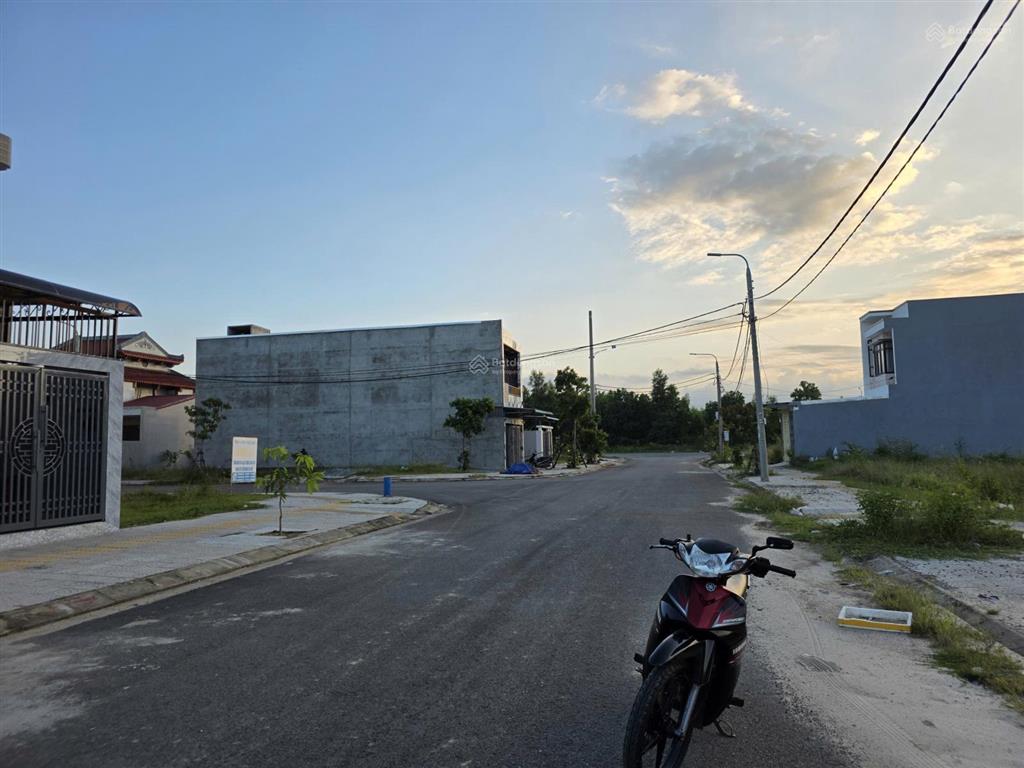 Gia đình về đăk lăk cần tiền bán gấp lô đất 100m² kđt lumia da nang (dragon city) tp đà nẵng