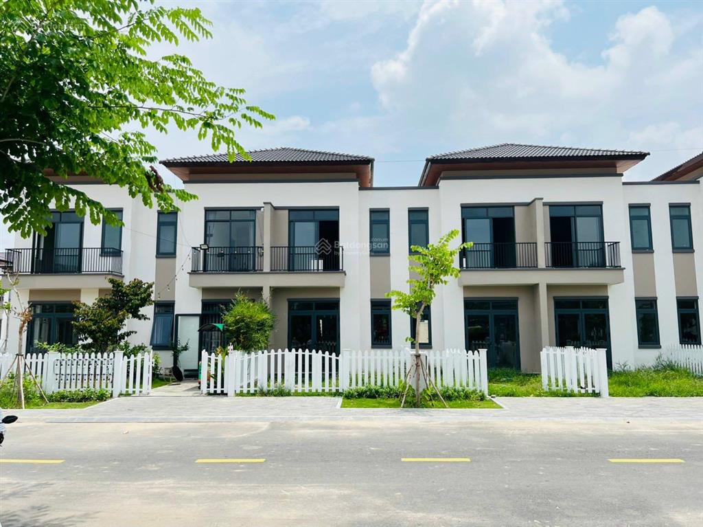 Nhà phố vườn phong cách nhật giá 1,9 tỷ/căn, sổ sẵn công chứng, nhà sẵn vào ở ngay