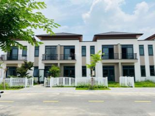 Cần tiền bán gấp nhà phố vườn giá 2,1 tỷ/ căn, sổ sẵn công chứng