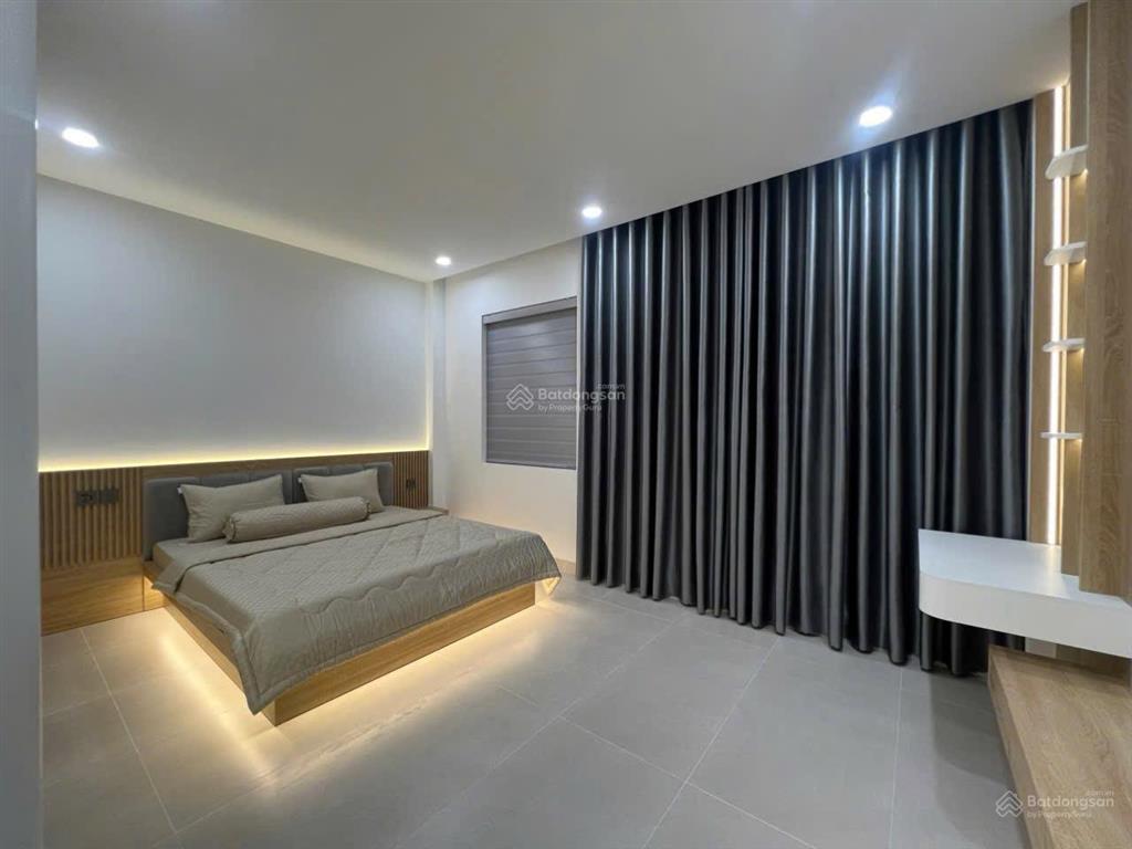 Nhà đẹp mỹ gia nha trang 9 tỷ 250 triệu. 100m2, 3pn, 5wc, view đẹp
