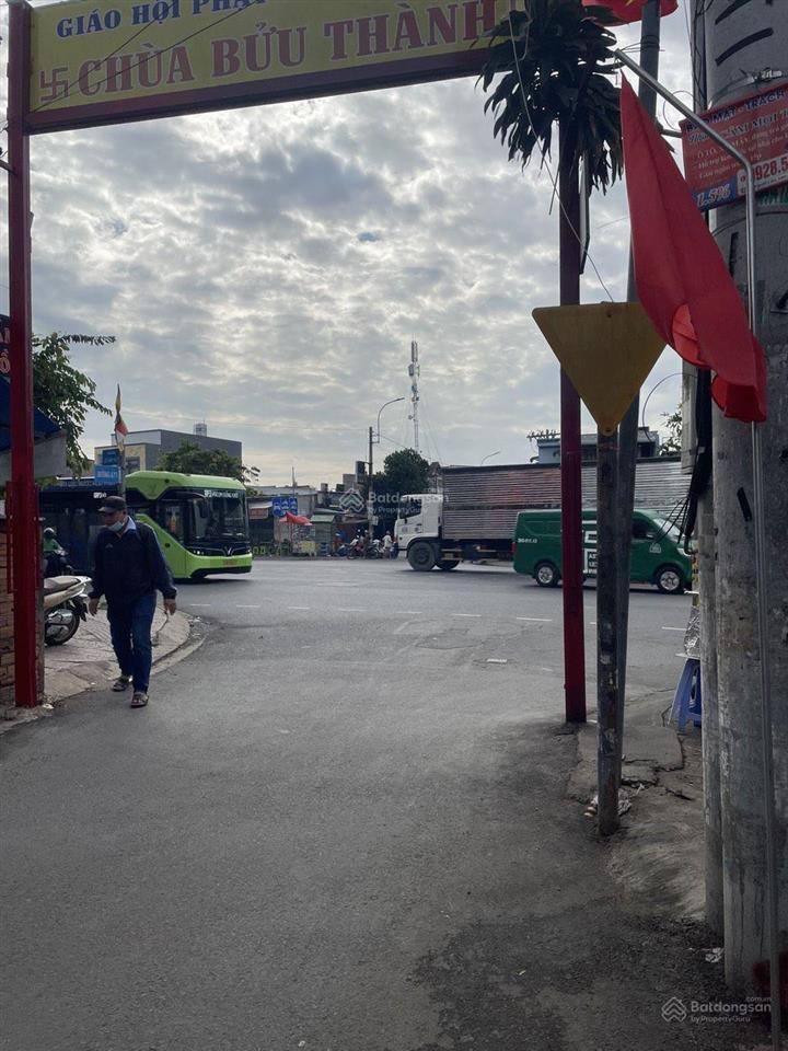 Bán đất tặng dãy trọ đường 671 sát lê văn việt p tân phú, tp. thủ đức