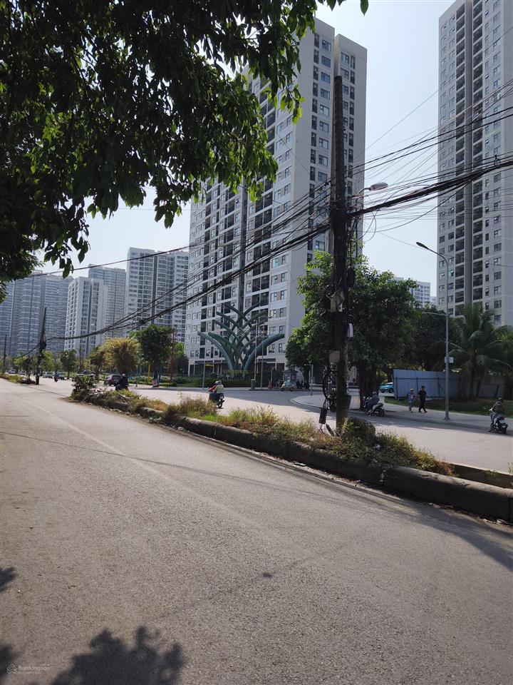 Chủ cần bán giảm 1,5 tỷcòn 12,5tỷ/348m2 đất ~35tr/m2 sát vinhomes q9