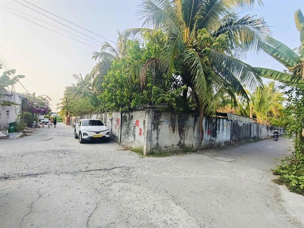 Lô đất đẹp ngang 10m hiếm sát kđt đông tăng long 326m2/11 tỷ