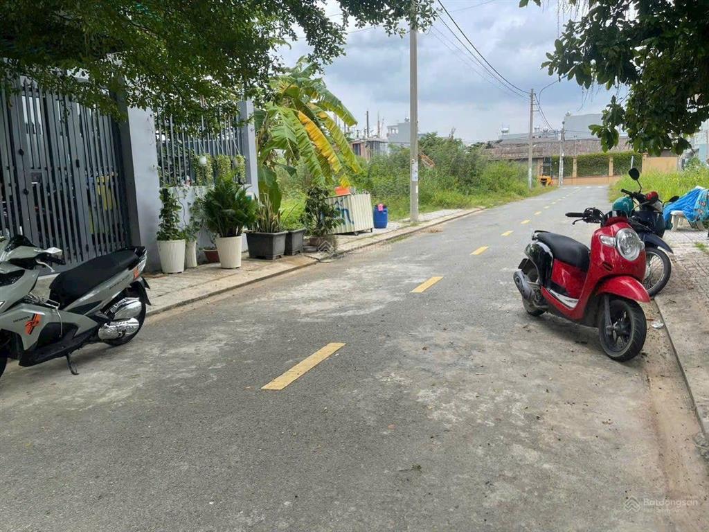439,8m đất biệt thự giáp rạch long thuận riverside16 tỷ giảm còn 15,5 tỷ