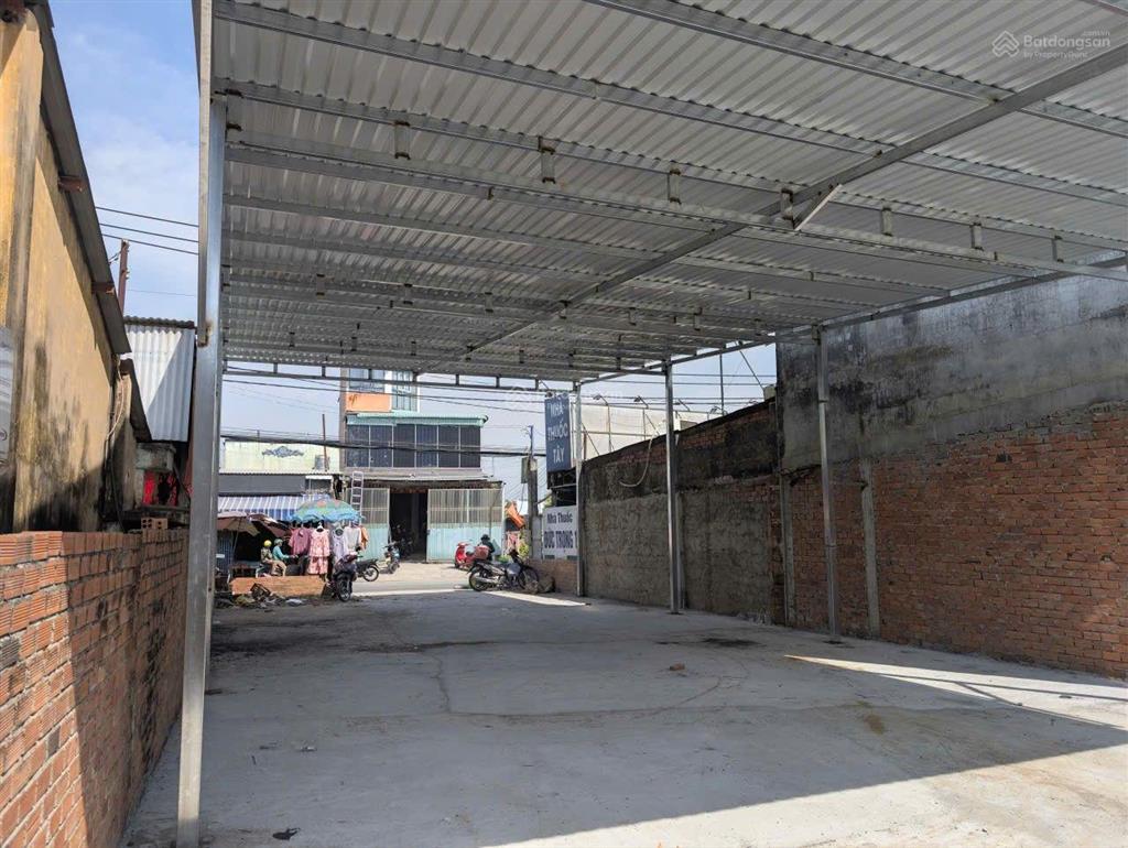 Chủ kẹt bán gấp mặt tiền nguyễn xiển 262m2 ngang 7m full thổ cư