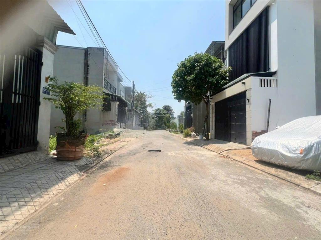 68,6m thái dương xanh 4 cách vinhomes 800m chỉ 3ty470