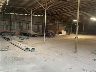 Cho thuê kho 600m2 sát bến xe miền đông mới