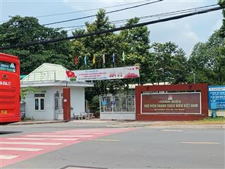 Mua đất tặng nhà  180m² ngang 6m  mặt tiền hoàng hữu nam q.9  ngay ga metro số 1