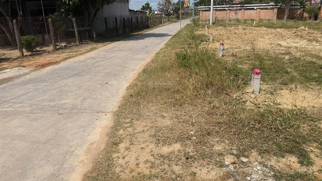 Đất chợ mới ninh quang  tân định tỉnh khánh hoà kẹt tiền bán lỗ 50% giá thị trường