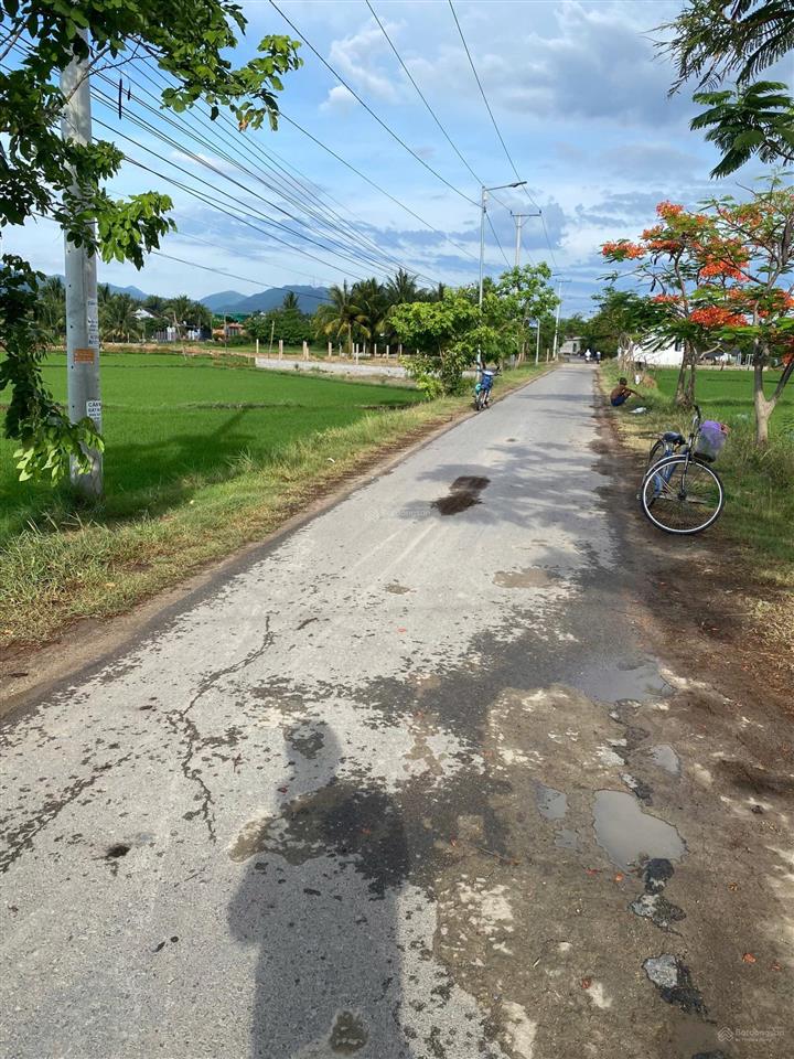 Bán đất tại 79, hồ tùng mậu, 154m2, 569 triệu vnd