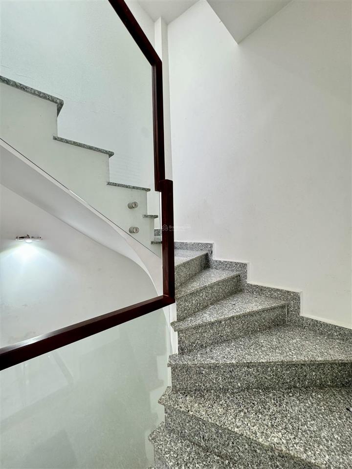 Bán nhà hẻm nguyễn trãi q1, thông hxt 189 cống quỳnh, quận 1, 1 hầm, 7 tầng