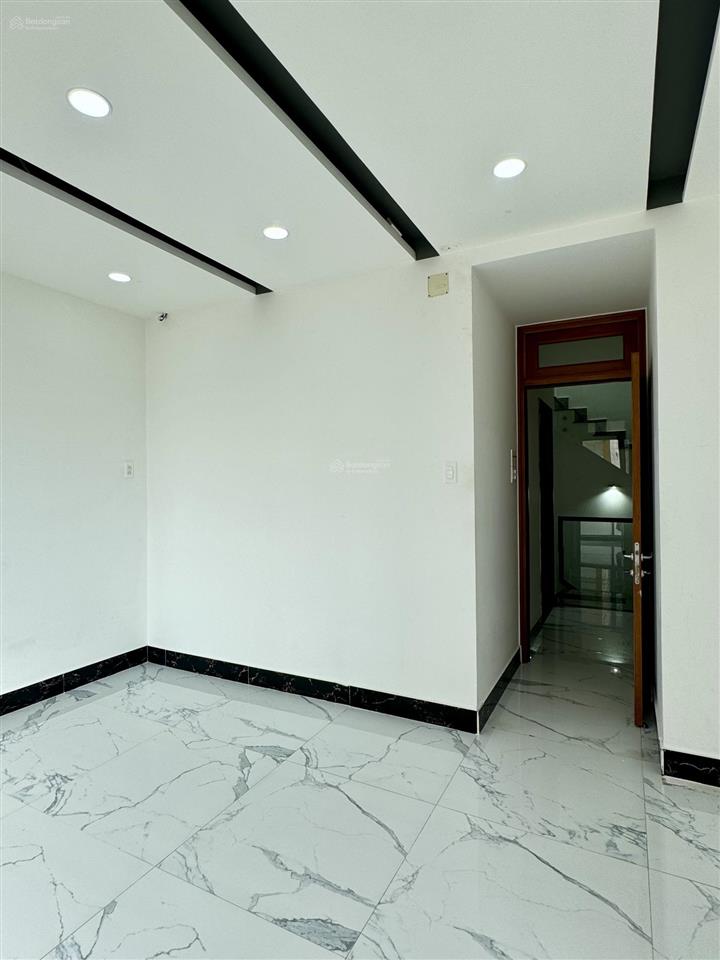 Bán nhà hẻm nguyễn trãi q1, thông hxt 189 cống quỳnh, quận 1, 1 hầm, 7 tầng