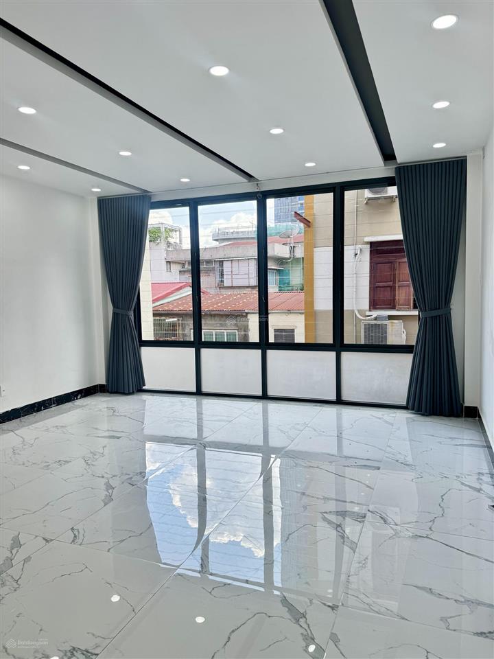 Bán nhà hẻm nguyễn trãi q1, thông hxt 189 cống quỳnh, quận 1, 1 hầm, 7 tầng