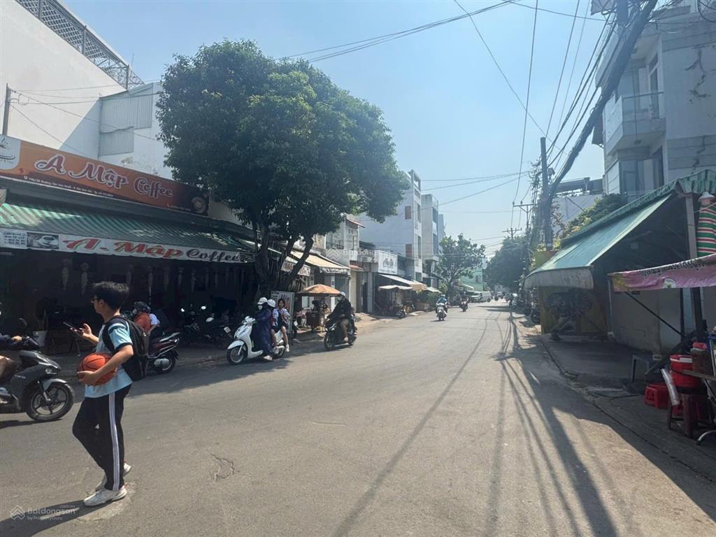 Bán nhà căn góc 2 mặt tiền đường d16,tây thạnh, quận tân phú, 27,9 tỷ, 209m2( 9m x 24,5m.) x 4 lầu