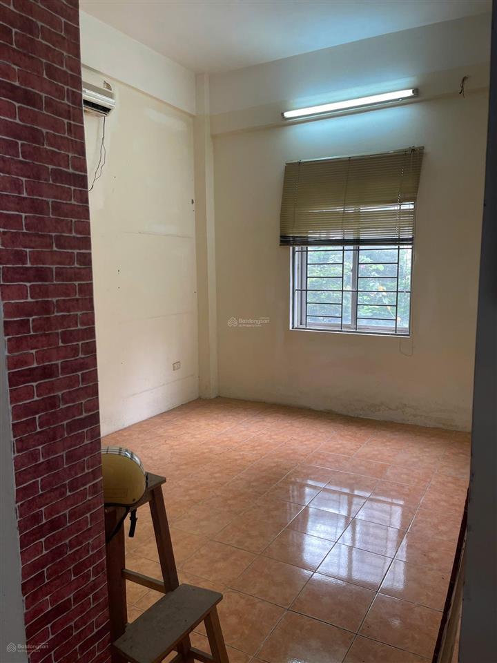 Bán căn hộ chung cư n5d, diện tích 66.11m2 tầng 3 , cửa sổ quay ra đường hoàng đạo thuý