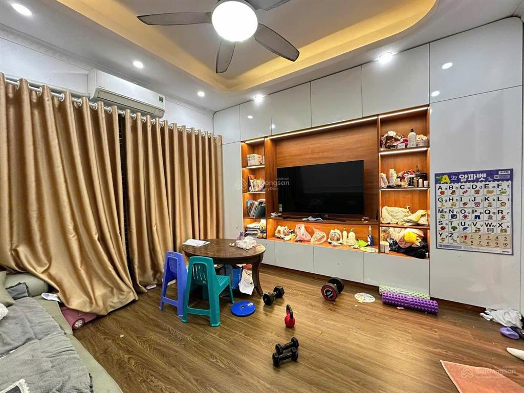 Hiếm! nhà đẹp giá rẻ phú đô, mỹ đình 30m2,thiết kế đẹp,vị trí rất đẹp, gần đg ô tô, chỉ 7,7tỷ