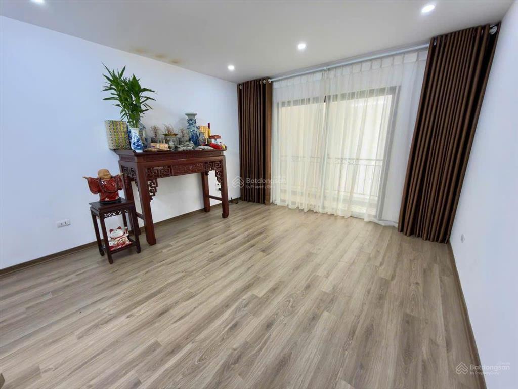 Nhà đẹp ngọc trục, đại mỗ, 51m 4t dân xây kiên cố, lô góc cách đg ô tô 15m giá chỉ 9,45 tỷ