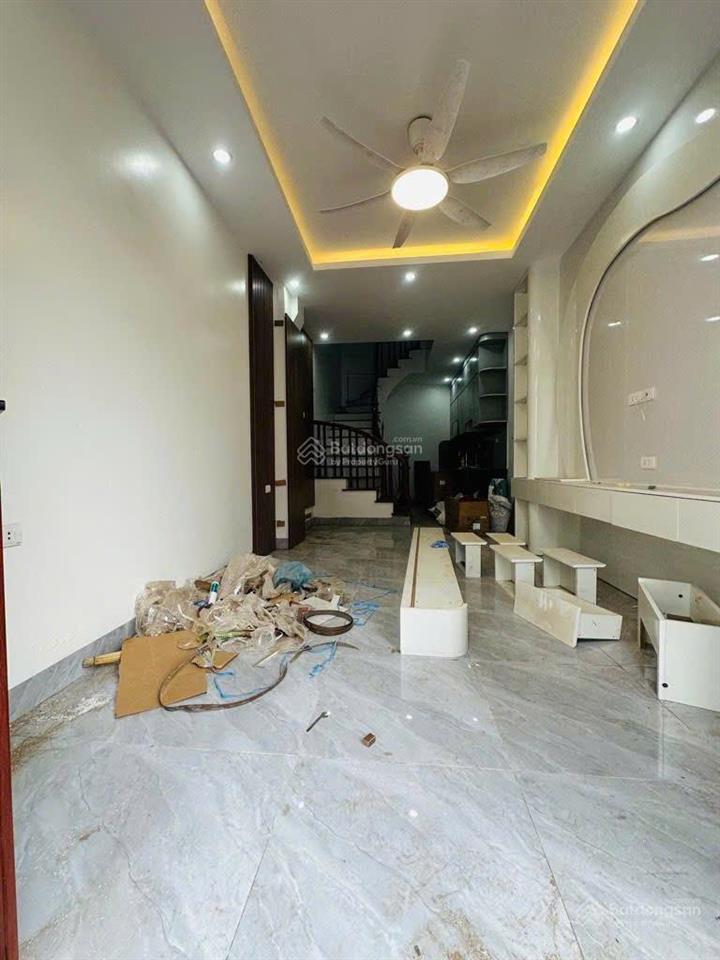 Chính chủ bán gấp nhà khu vực lai xá, hoài đức 5t mới, cách đường ô tô tránh 10m. 6.15t