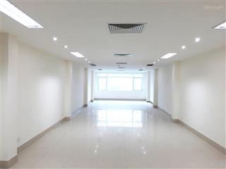 Cho thuê văn phòng view đẹp tại số 137 hoàng quốc việt, 120m2, 17 triệu