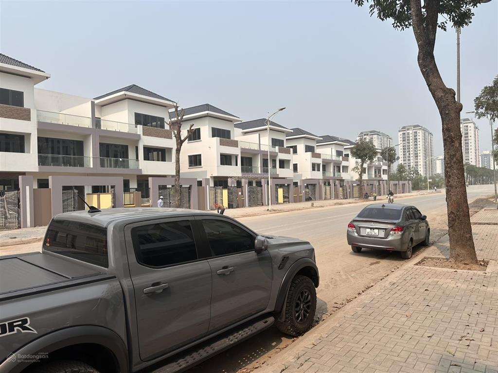 Cho thuê biệt thự trục chính tại kđt thanh hà, 300 m2, vị trí kinh doanh siêu tốt