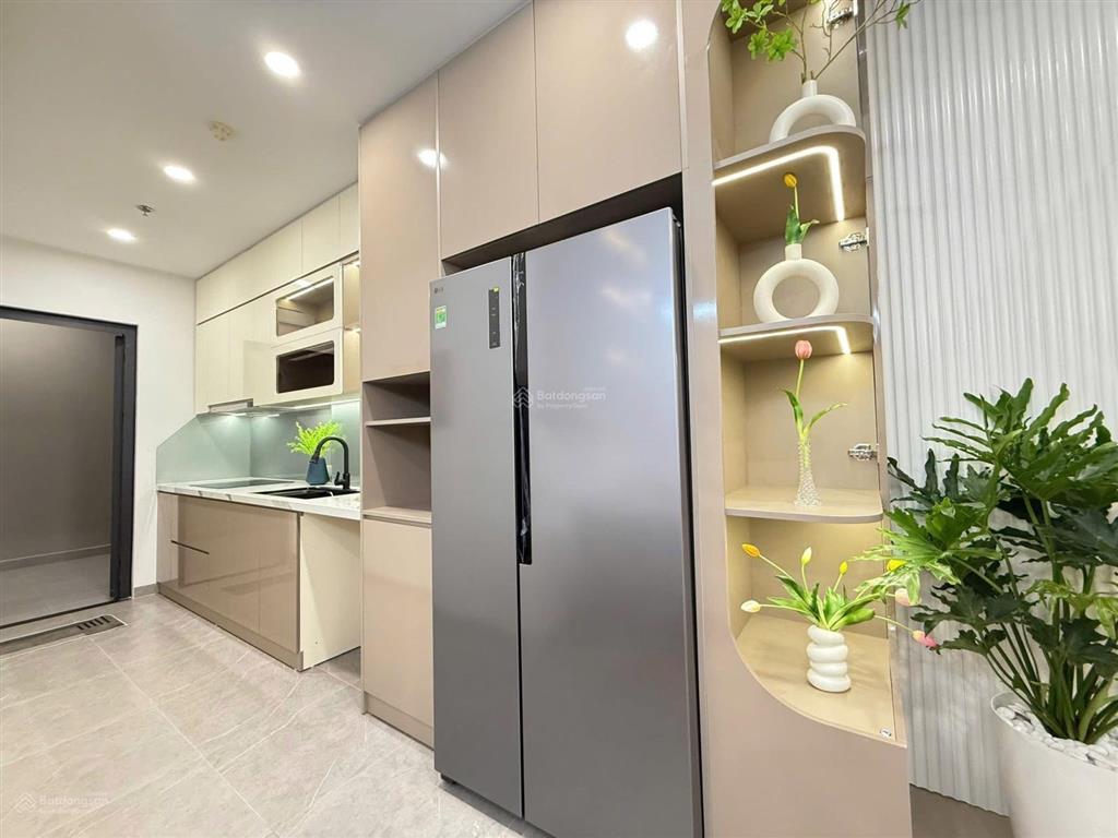 Chính chủ ch the sun mễ trì 103m2 3n, 2vs + full đồ giá 20,5tr/th. 0359 724 ***