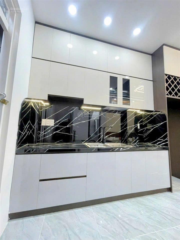 Nhà đẹp 3 lầu hẻm 751 trần xuân soạn, q7
