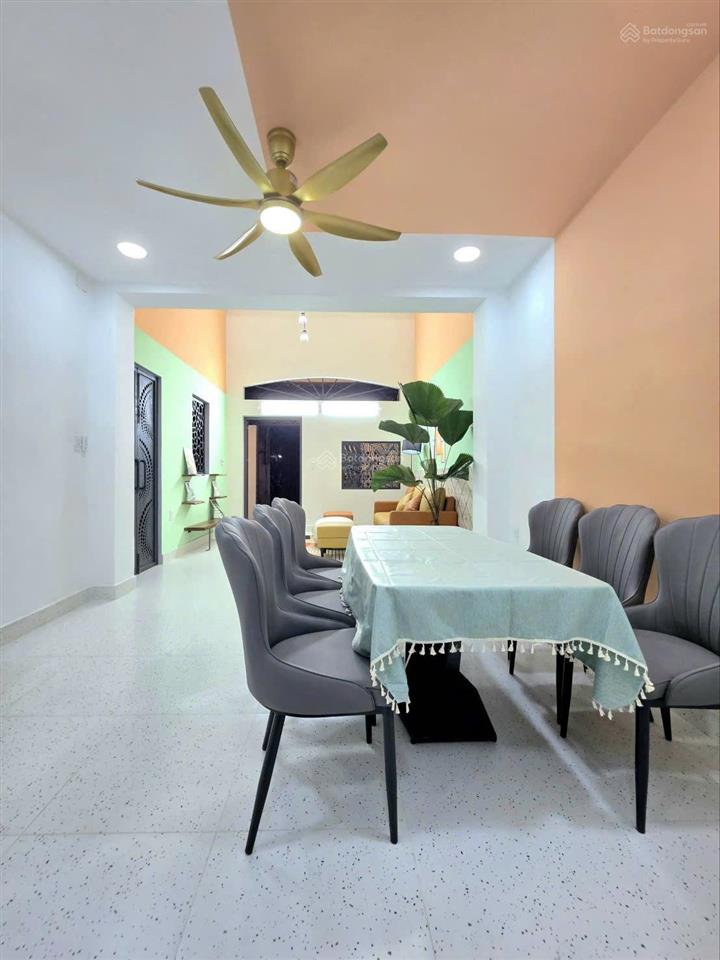 Nhà đẹp hẻm thông kinh doanh  62m nở hậu  chỉ 5,97 tỷ | huỳnh tấn phát, q7