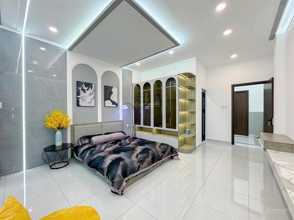 Nhà đẹp 2 tầng full nội thất hẻm ~3m 861 trần xuân soạn, quận 7