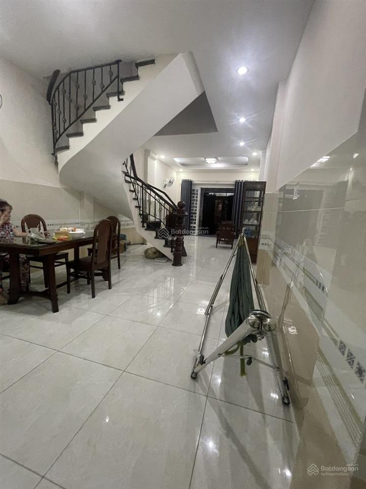 Bán nhà đường số 47  hẻm 129, quận 7