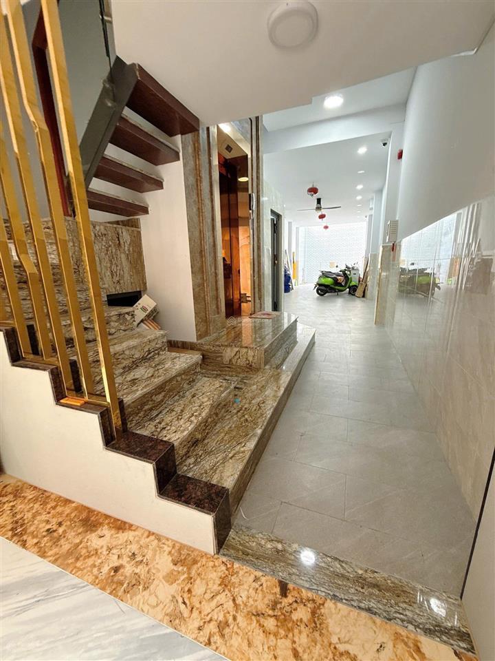 Căn hộ dịch vụ 6 tầng mặt tiền âu dương lân quận 8 dòng tiền khủng 160 triệu/tháng