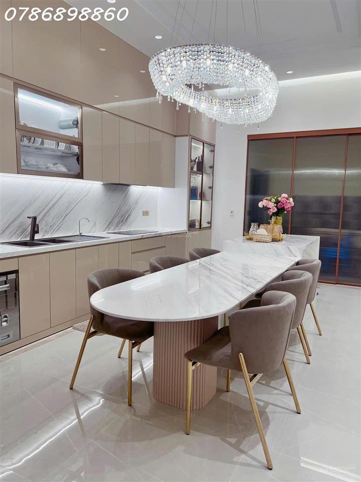 Bán nhà mặt tiền đường 37  phường tân quy, quận 7