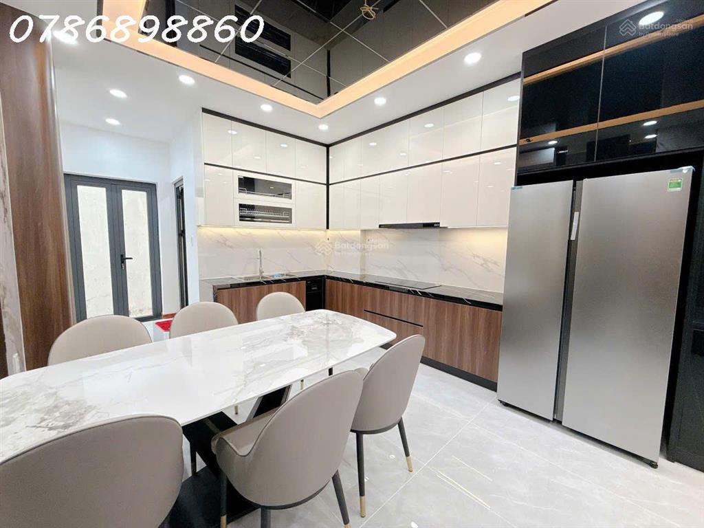 Bán nhà mt đường số 9  khu cư xá ngân hàng, tân thuận, quận 7
