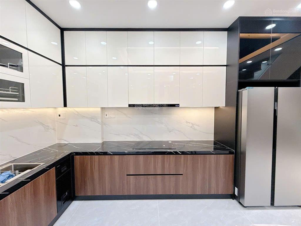 Bán nhà mt đường số 9  khu cư xá ngân hàng, tân thuận, quận 7