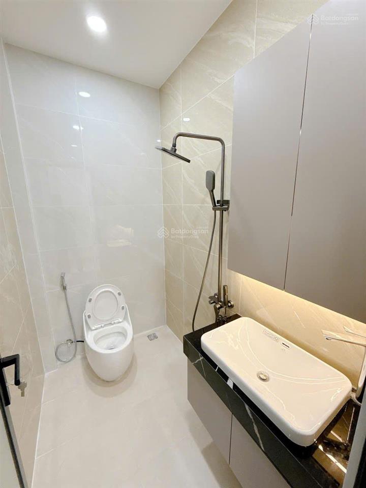 Bán nhà mt đường số 9  khu cư xá ngân hàng, tân thuận, quận 7