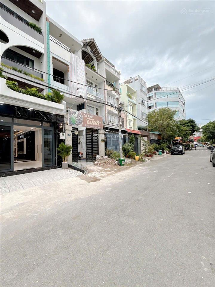 Bán nhà mt đường số 9  khu cư xá ngân hàng, tân thuận, quận 7