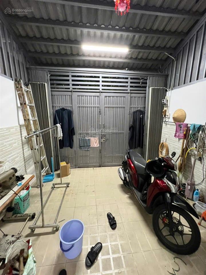 Nhà mặt tiền đường số 49  p. tân thuận  quận 7