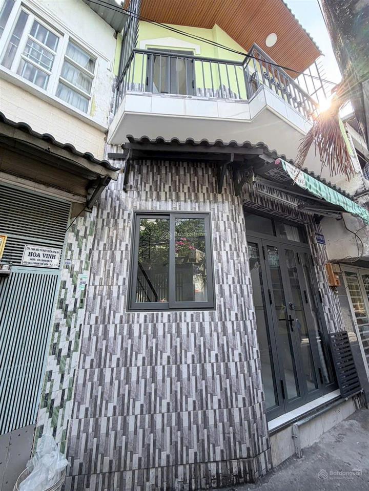 Nhà mới đẹp quận 8  hẻm 451 phạm thế hiển  vào ở ngay