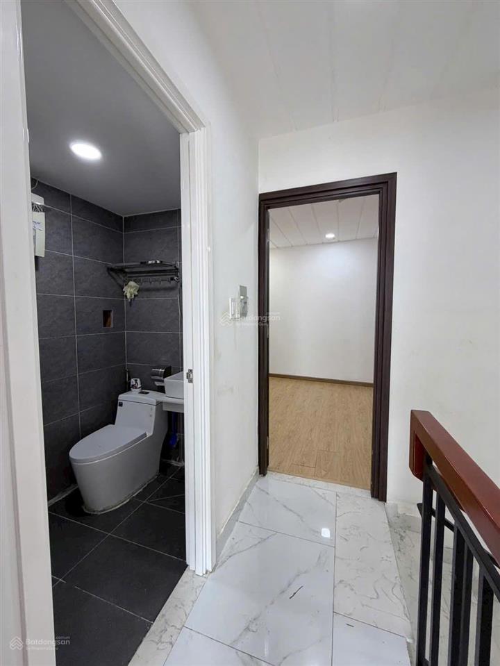 Bán nhà mới đẹp 1 lầu hẻm xe hơi âu dương lân, p. 3, quận 8