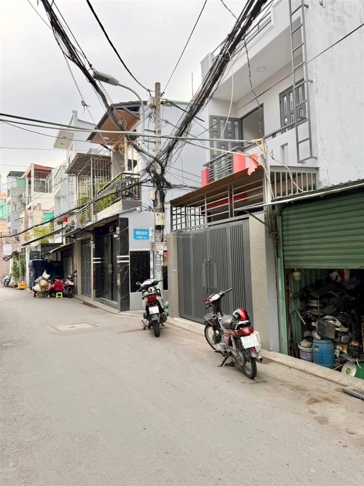 Bán nhà mặt tiền hẻm 95 lê văn lương, quận 7