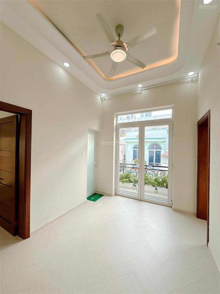 Bán nhà đẹp 2 tầng full nội thất huỳnh tấn phát p tân thuận tây q7