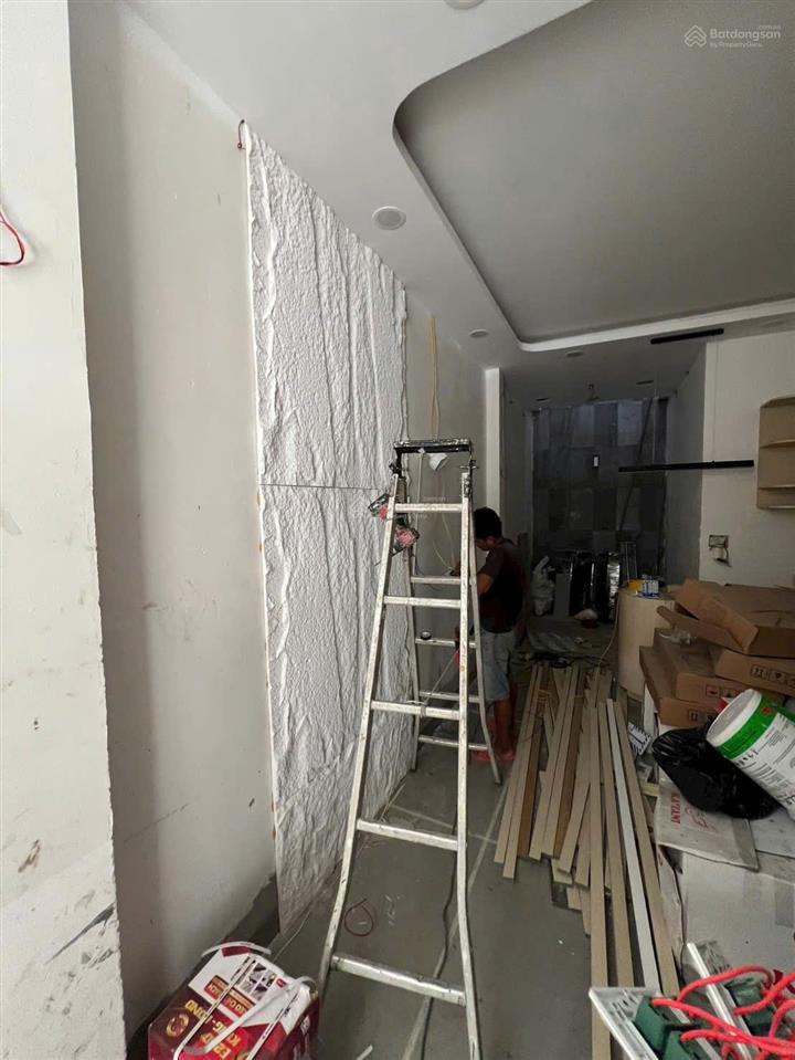 Mặt tiền lò gốm, quận 6  nhà mới 4 tầng, full nội thất  kinh doanh đỉnh