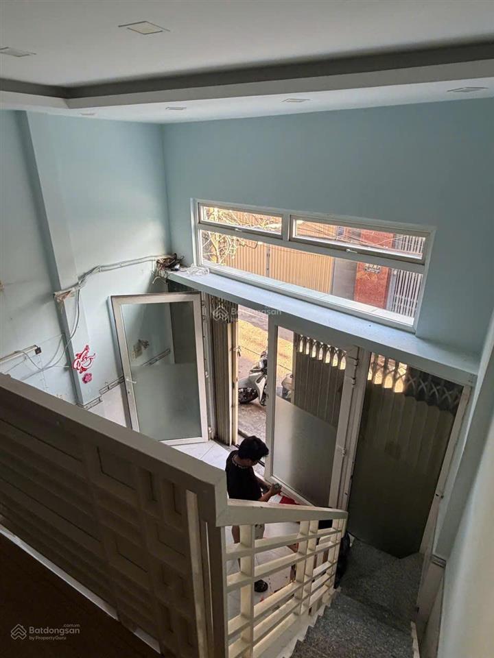 Bán nhà 2 tầng hẻm 88 nguyễn văn quỳ, phường phú thuận, quận 7
