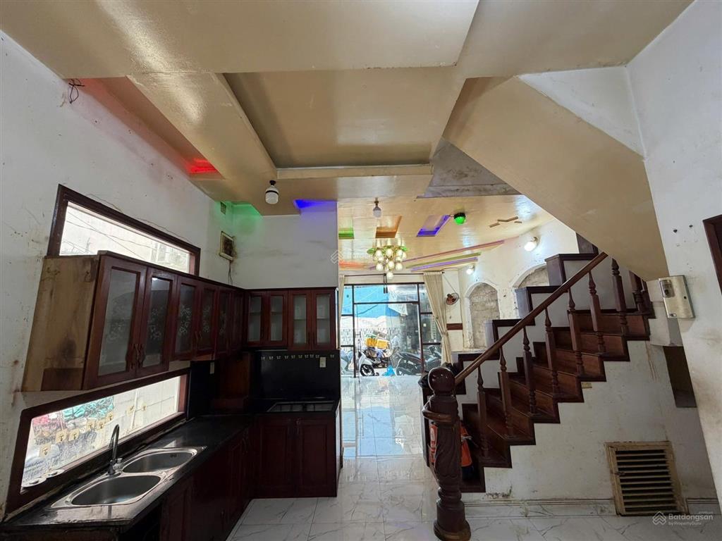 Bán nhà 4 tầng hẻm 85, nguyễn thị xiếu, 5,65 tỷ, 37m2, 3pn, 4wc, giá tốt