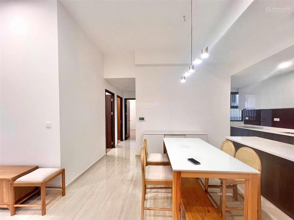 Cho thuê căn hộ 3pn  3wc, nội thất đầy đủ, giá chỉ 27tr tại the infiniti riviera point