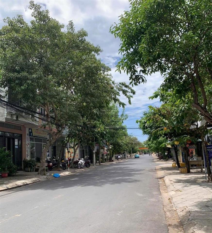 Bán căn nhà 5 tầng mt bà triệu, tuy hòa, đắk lắk