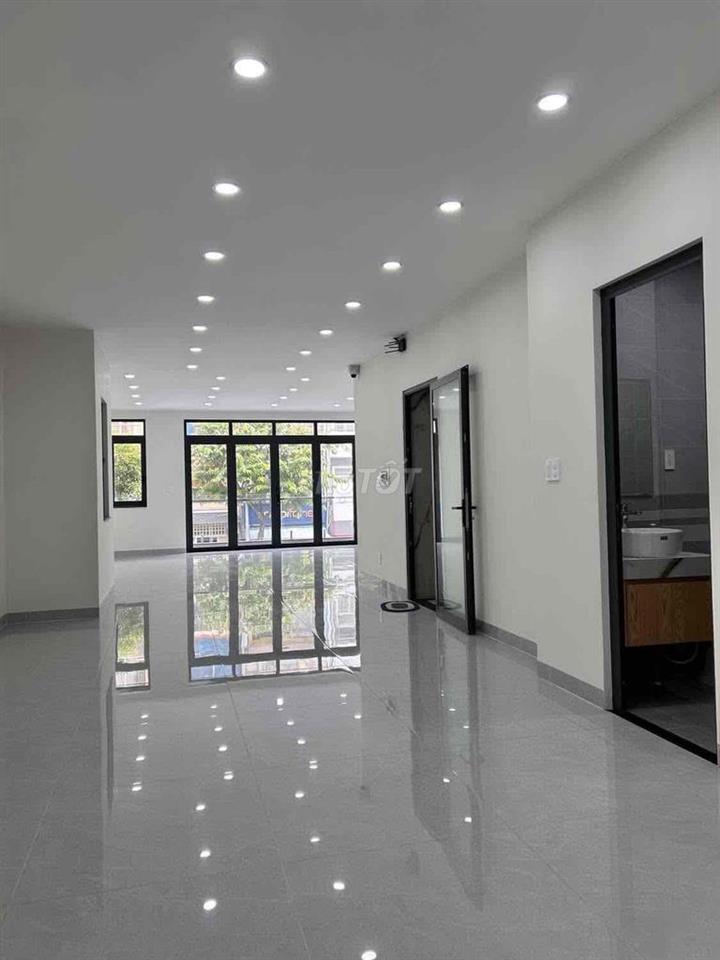 Nhà chị Linh