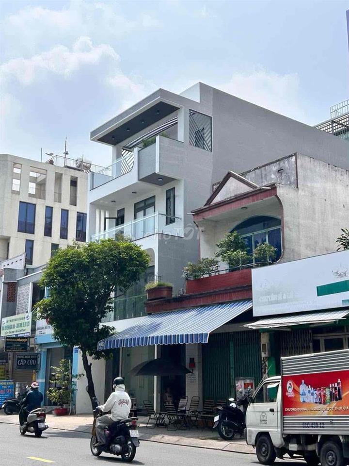 Nhà chị Linh